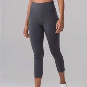 Lululemon pushing limits legging cropped 21”